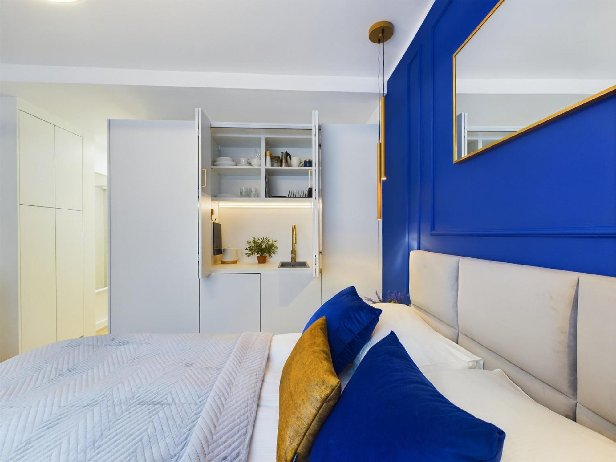 Apartamento Unique For 2 People Wilanowska In By Renters
